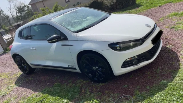 🔴 Polissage one step pour cette scirocco 🔴⚫️ Exterieur ⚫️💈 Lavage extérieur
💈 Lavage des jantes
💈 Décontamination 2 étapes
💈 Polissage One step
💎 Cire protection 12 Mois
💈 Nettoyage des vitres extérieures
🧪 Finitions : Brillant pneus , canules d’échappementMerci à ce client pour ça confiance 🙂N’hésitez pas à nous contacter pour un devis ou autre information .CLINIC CAR - DETAILING CENTER
Entretien - Rénovation - Protection🔴NOS PRESTATIONS 🔴
◻️Entretien intérieur / Extérieur haut de gamme
◻️Pressing des selleries tissus et moquettes
◻️Entretien des cuirs / alcantara
◻️Polissage (Micro-rayures, tâches...)
◻️Lustrage (Hydratation des peintures anciennes)
◻️Traitement Céramique▶️ CONTACT ◀️
☎️ 06.60.88.43.70
📩 Cliniccar50@gmail.com
🌐 https://cliniccar-nettoyage.fr/
Instagram : Cliniccar50#carpro #cquartz #cquartzfinest #detailing #addictauto #ceramiccoating #zvizzer #zvizzerpolish #autotriz #nanolexfrance #flex #rupesbigfoot #shinemate #nanolexcare #DetailingFrance #DetailingAutomobile #EntretienAuto #RénovationAuto #NettoyageVoiture #ProtectionCéramique #normandie #orne #calvados #manche #esthetiqueautomobile #nettoyageauto