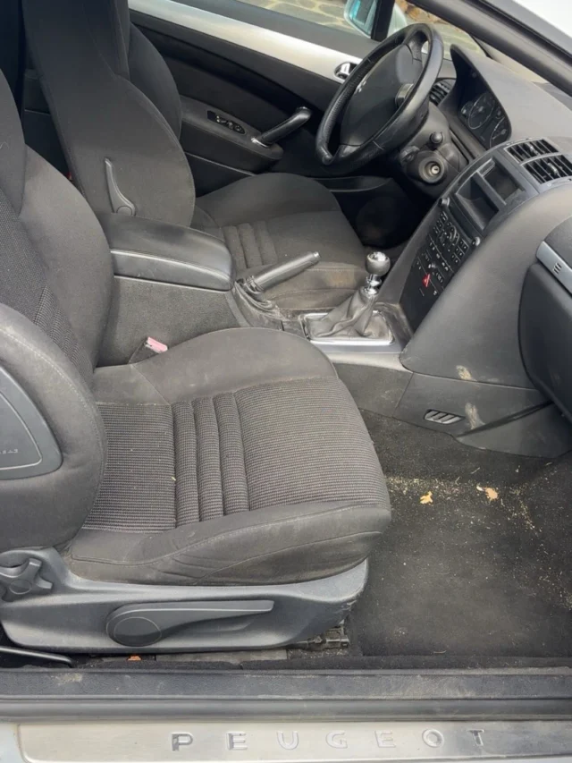 🔴 Rénovation intérieur d’une 407 coupé 🔴⚫️ Intérieur ⚫️💈 Aspiration de l’habitacle , coffre
💈 Dépoussiérage des plastiques
💈 Lavage & dressing des plastiques
💈 Shampouinage des sièges
💈 Shampouinage des moquettes
💈 Nettoyage des panneaux de portes
💈 Nettoyage des ceintures de sécurité
💈 Nettoyage des vitres intérieurs
💈 Nettoyage des entrées de portes
💈 Parfum d’ambiance
Merci à cette cliente pour ça confiance 🙂N’hésitez pas à nous contacter pour un devis ou autre information .CLINIC CAR - DETAILING CENTER
Entretien - Rénovation - Protection🔴NOS PRESTATIONS 🔴
◻️Entretien intérieur / Extérieur haut de gamme
◻️Pressing des selleries tissus et moquettes
◻️Entretien des cuirs / alcantara
◻️Polissage (Micro-rayures, tâches...)
◻️Lustrage (Hydratation des peintures anciennes)
◻️Traitement Céramique▶️ CONTACT ◀️
☎️ 06.60.88.43.70
📩 Cliniccar50@gmail.com
🌐 https://cliniccar-nettoyage.fr/
Instagram : Cliniccar50#carpro #cquartz #cquartzfinest #detailing #addictauto ceramiccoating zvizzer zvizzerpolish autotriz nanolexfrance flex rupesbigfoot shinemate nanolexcare DetailingFrance DetailingAutomobile EntretienAuto RénovationAuto NettoyageVoiture ProtectionCéramique normandie orne calvados manche esthetiqueautomobile autosmart feynlab nettoyageauto lavageauto detailingcars carswash